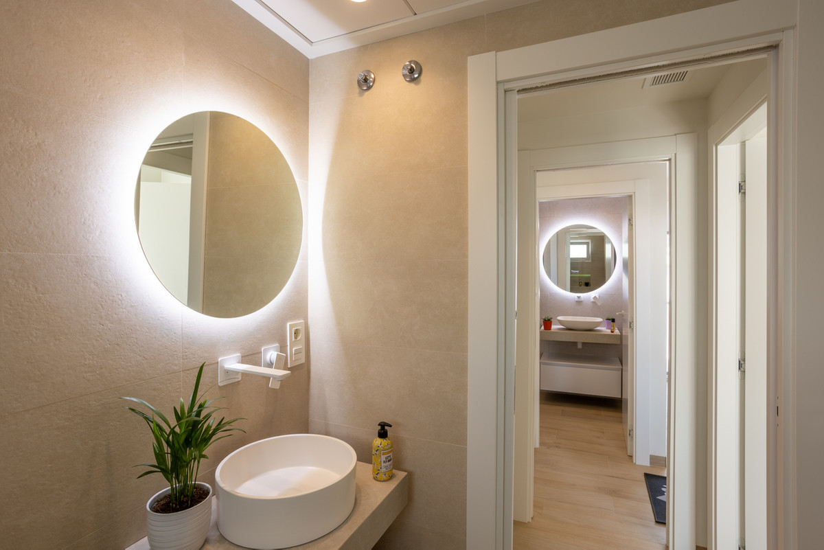 Benedenwoning met 2 Slaapkamers in Villamartin, Orihuela ... - Image 18