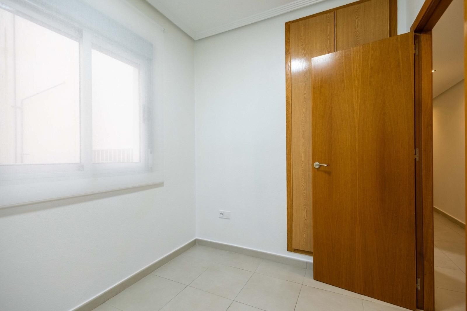 Appartement met 3 Slaapkamers in Estacion de Autobuses, Torrevieja - Image 20