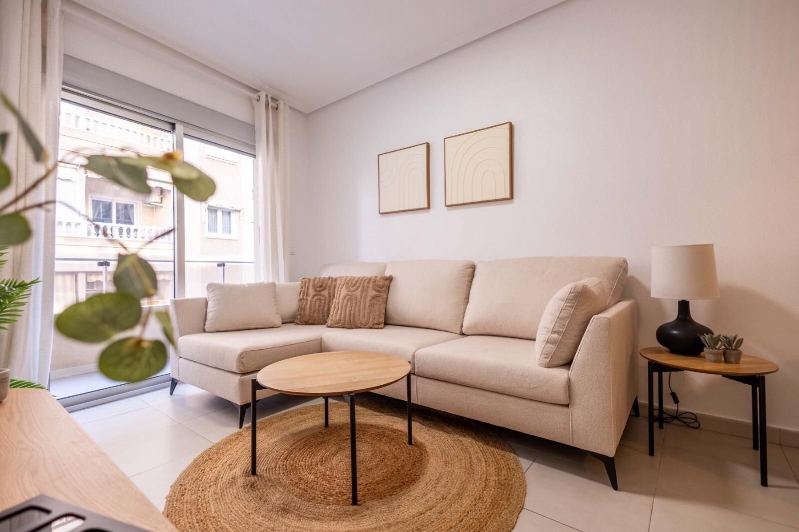 Appartement met 3 Slaapkamers in Estacion de Autobuses, Torrevieja - Image 3
