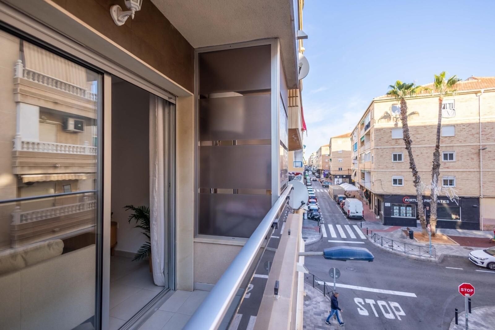 Appartement met 3 Slaapkamers in Estacion de Autobuses, Torrevieja - Image 9