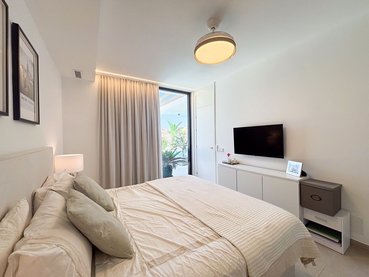 3-Bedroom Villa in Lomas de Cabo Roig, Orihuela Costa - Image 22