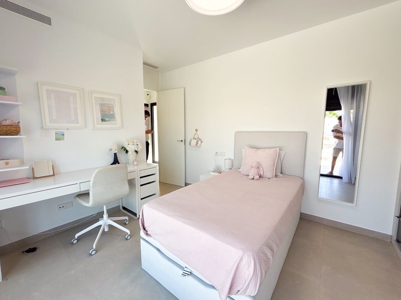 3-Bedroom Villa in Lomas de Cabo Roig, Orihuela Costa - Image 36