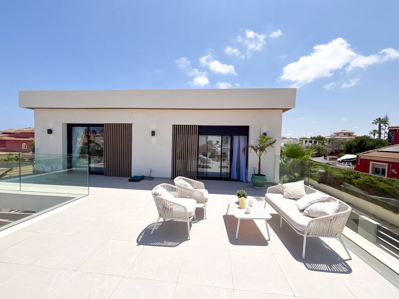 3-Bedroom Villa in Lomas de Cabo Roig, Orihuela Costa - Image 44