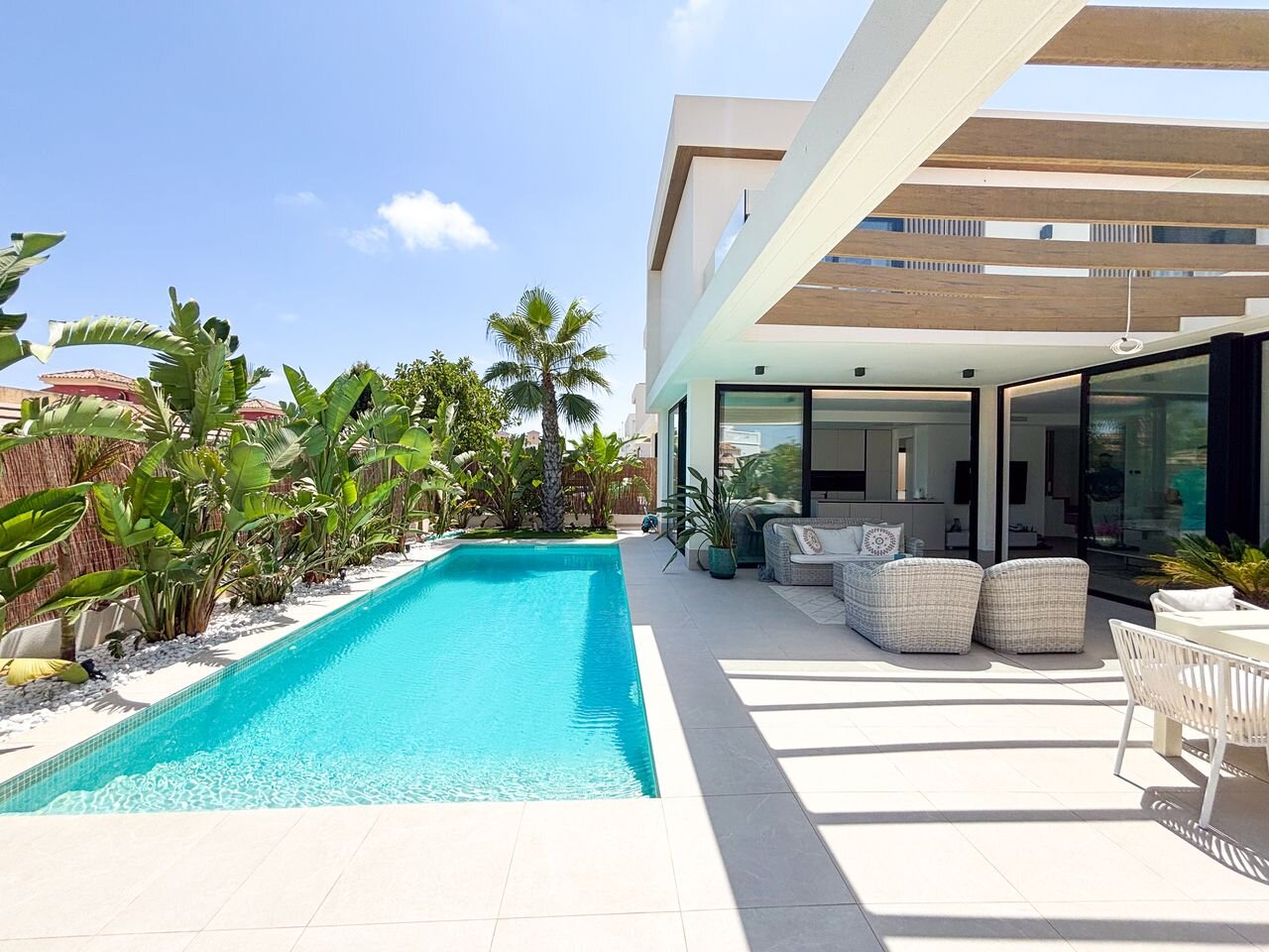 3-Bedroom Villa in Lomas de Cabo Roig, Orihuela Costa - Image 6