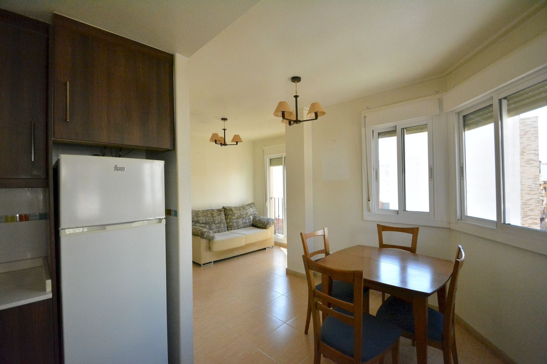 2-Bedroom Apartment in Pueblo, Guardamar del Segura - Image 3