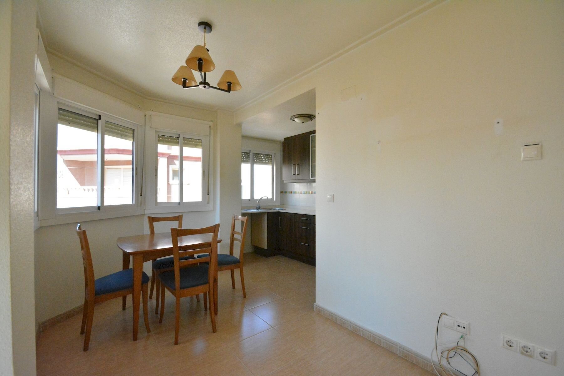 2-Bedroom Apartment in Pueblo, Guardamar del Segura - Image 4