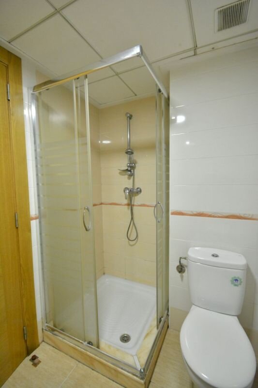 2-Bedroom Apartment in Pueblo, Guardamar del Segura - Image 9