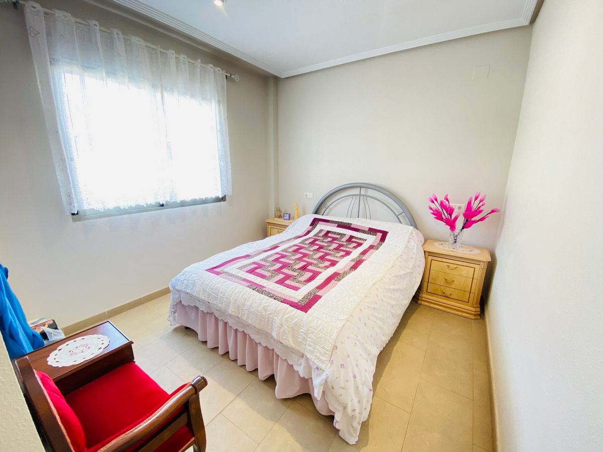 3-Bedroom Townhouse in Rojales | Sunny Casas - Costa Bla... - Image 11