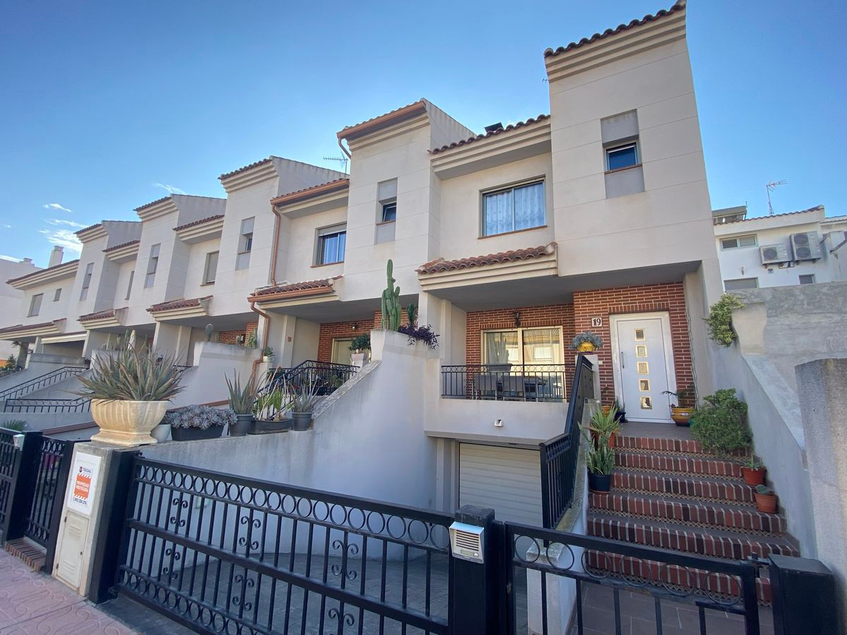 3-Bedroom Townhouse in Rojales | Sunny Casas - Costa Bla... - Image 2