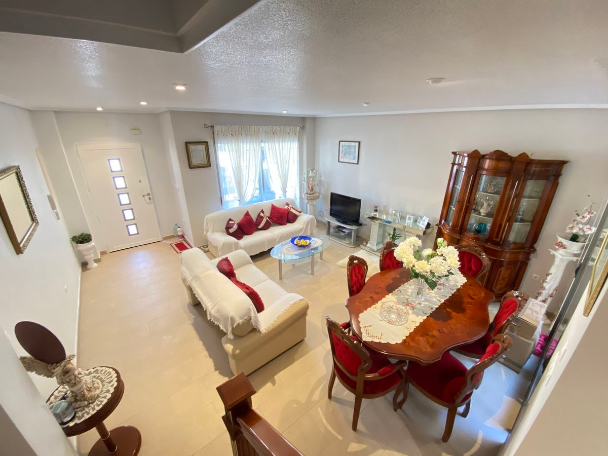 3-Bedroom Townhouse in Rojales | Sunny Casas - Costa Bla... - Image 7