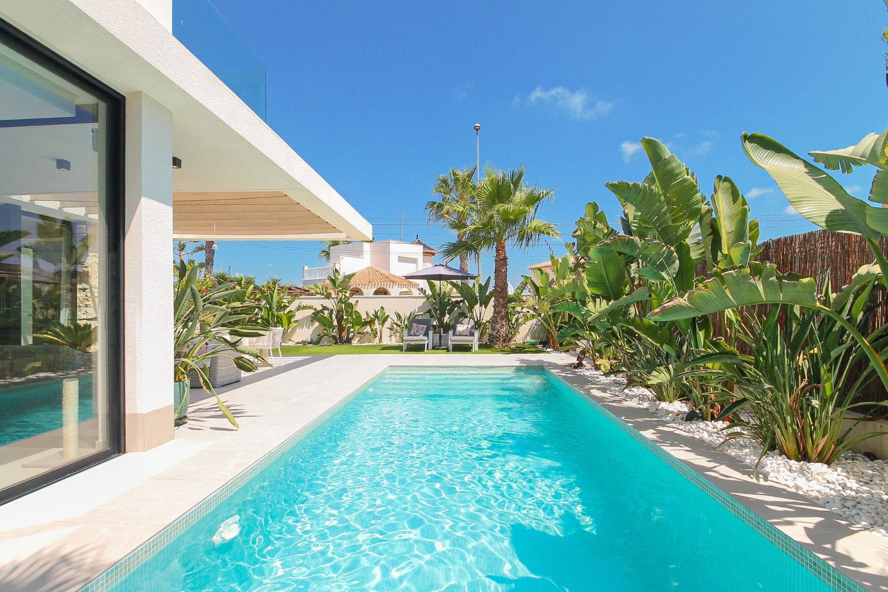 3-Bedroom Villa in Lomas de Cabo Roig, Orihuela Costa - Image 20