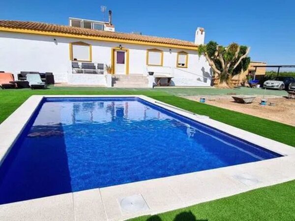 6-Bedroom Villa in Centro, San Miguel de Salinas