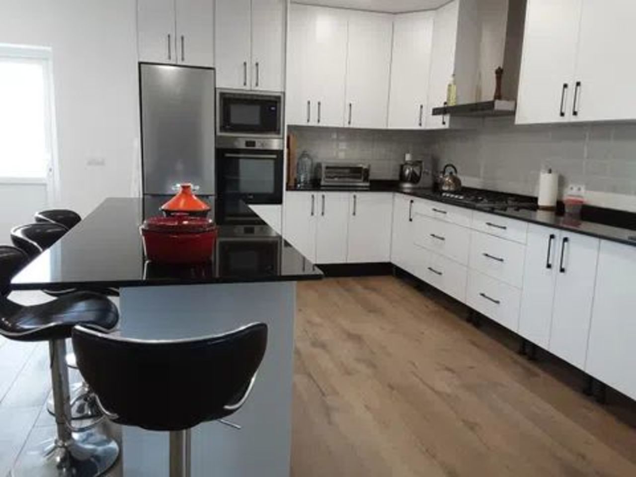 6-Bedroom Villa in Centro, San Miguel de Salinas - Image 35