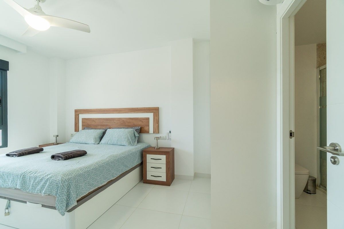 2-Bedroom Apartment in Pueblo 9, San Miguel de Salinas - Image 22