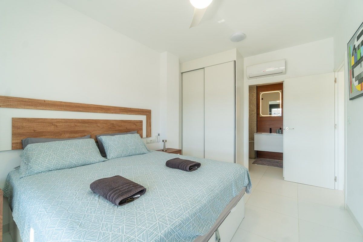 2-Bedroom Apartment in Pueblo 9, San Miguel de Salinas - Image 26