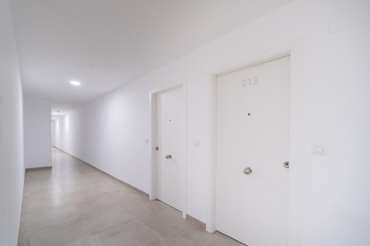 2-Bedroom Apartment in Pueblo 9, San Miguel de Salinas - Image 37