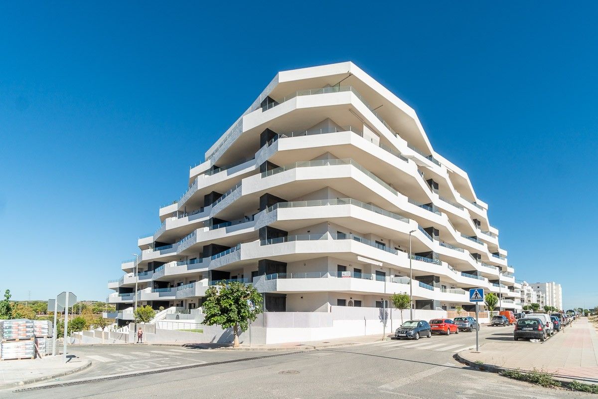 2-Bedroom Apartment in Pueblo 9, San Miguel de Salinas - Image 40