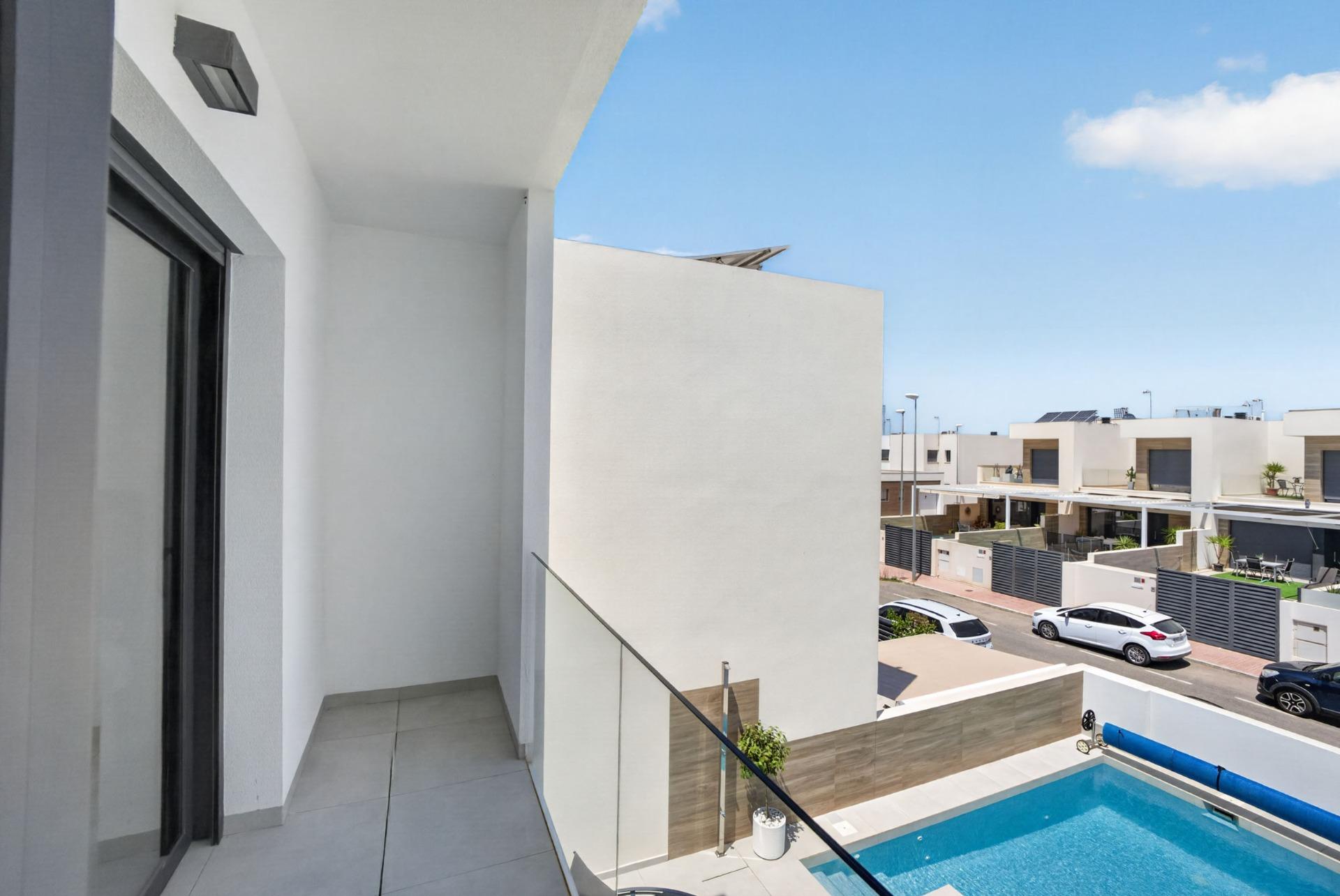 5-Bedroom Villa in Benimar, Rojales - Image 18