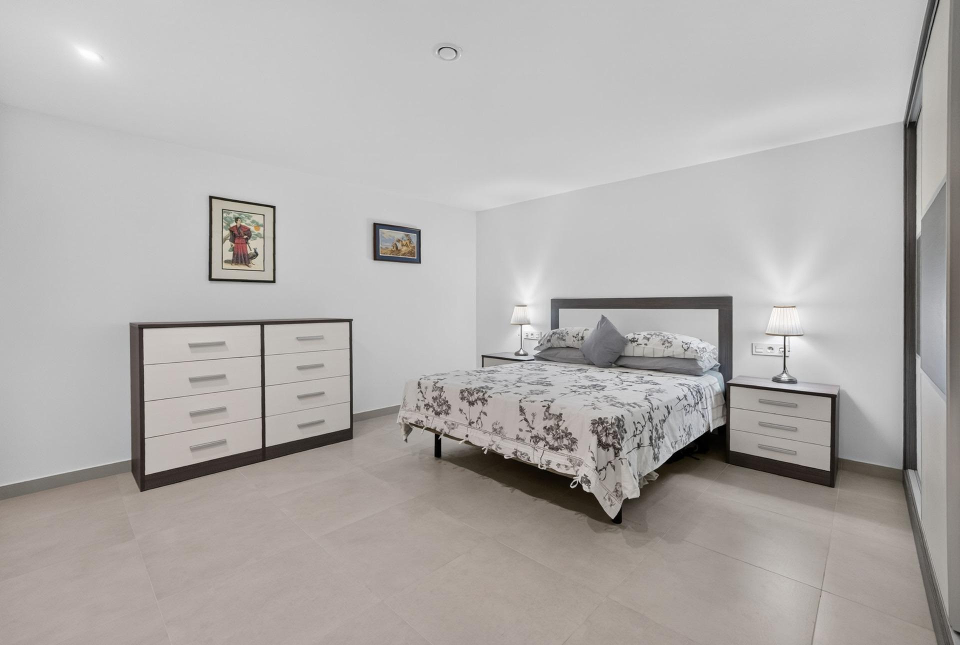 5-Bedroom Villa in Benimar, Rojales - Image 25