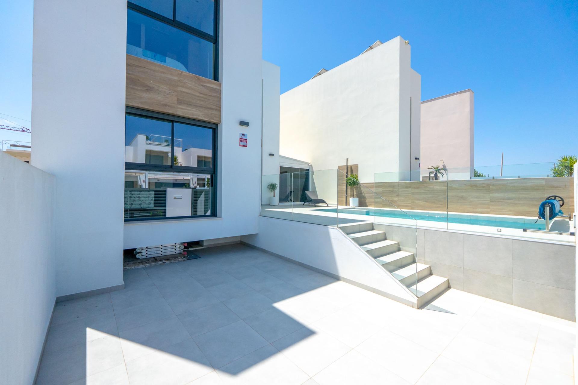 5-Bedroom Villa in Benimar, Rojales - Image 29
