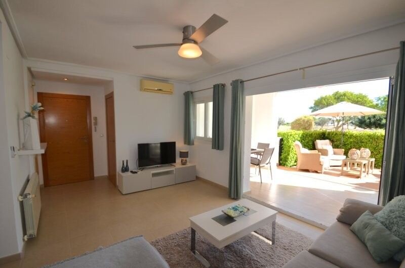 2-Bedroom Apartment in Sucina, Sucina - Image 1
