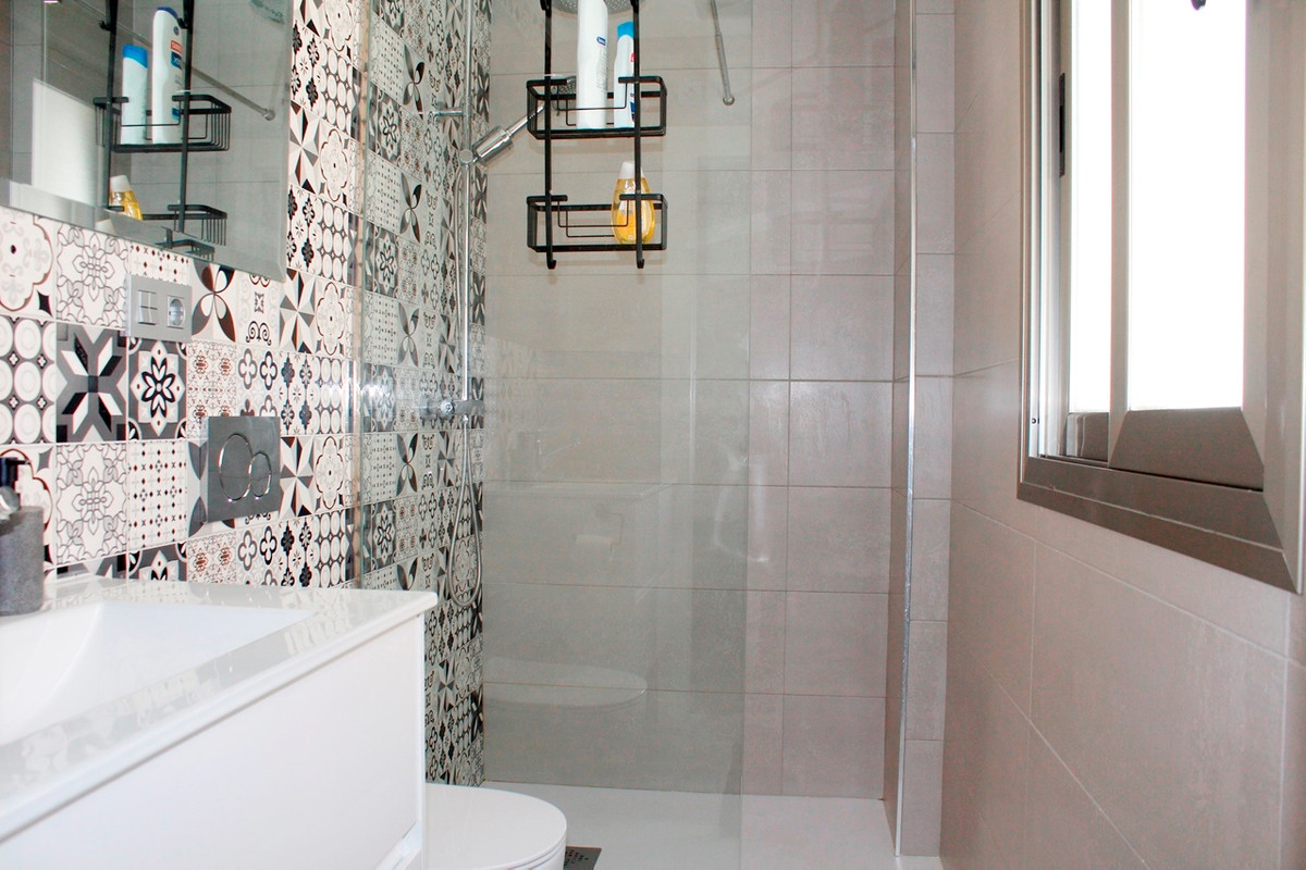 4-Bedroom Detached House in  Orihuela Costa | Sunny Casas... - Image 8