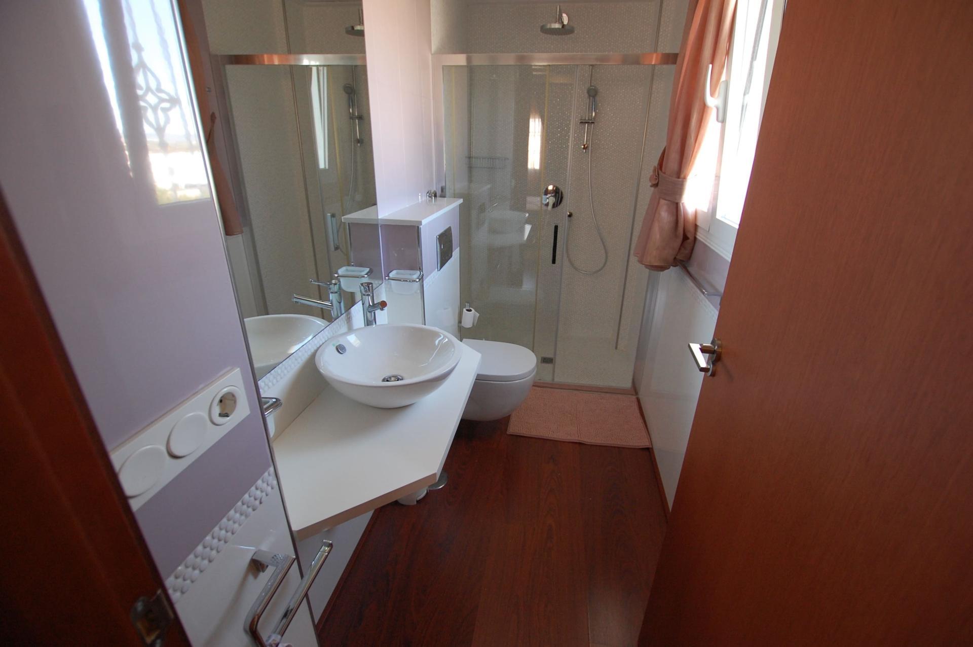 5-Bedroom Villa in Centro de la Ciudad Quesada, Rojales - Image 33