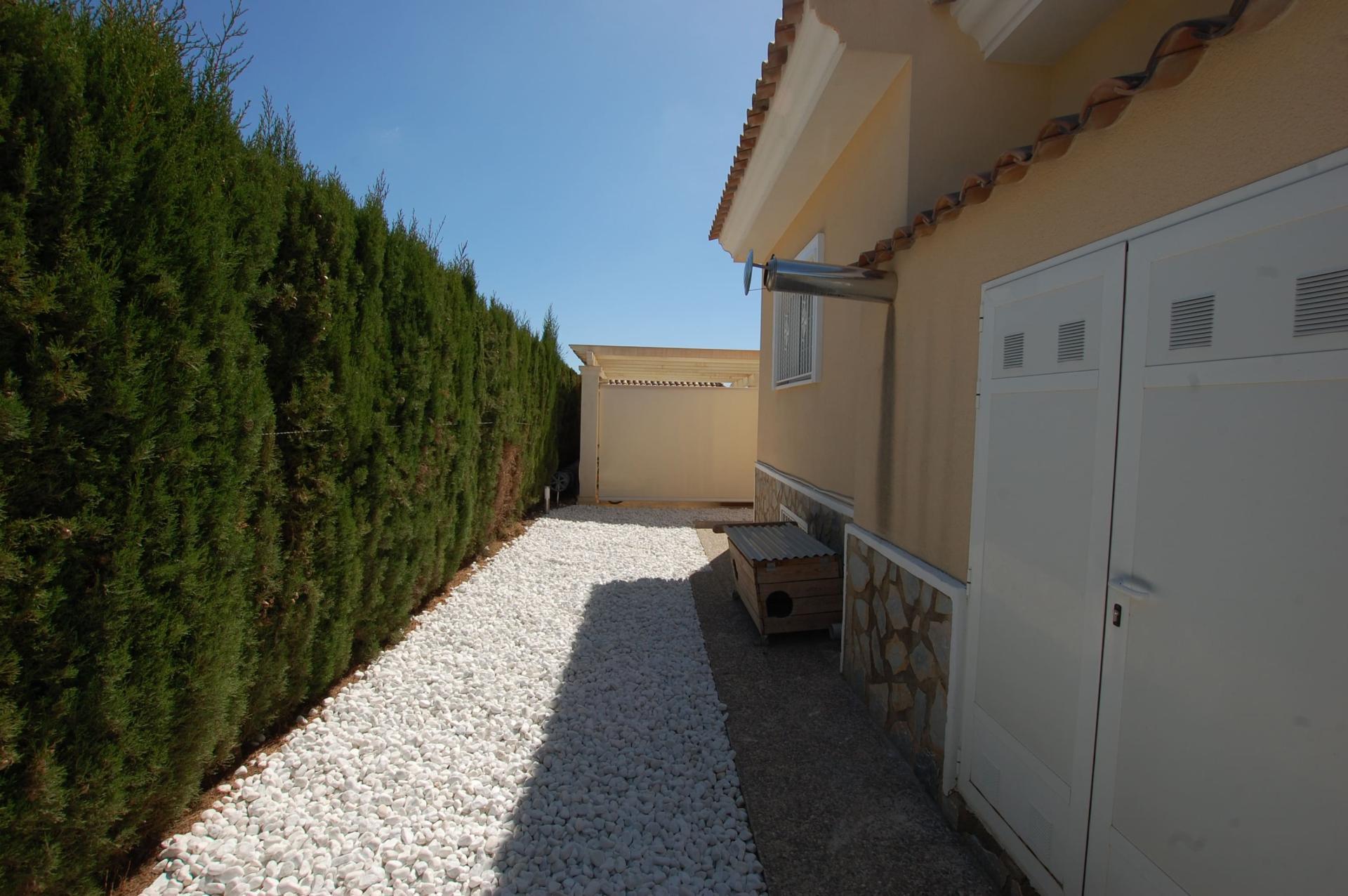 5-Bedroom Villa in Centro de la Ciudad Quesada, Rojales - Image 6