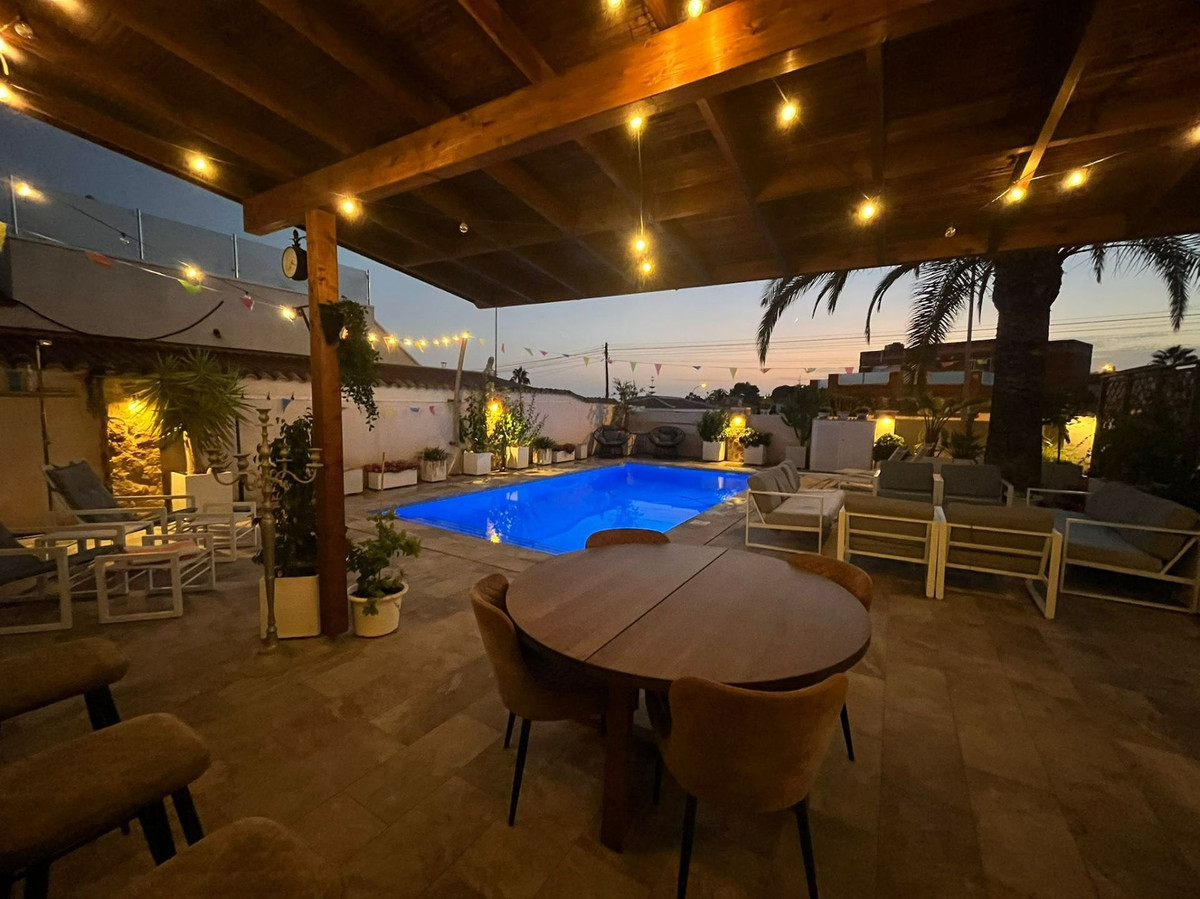 5-Bedroom Detached House in Ciudad Quesada, Rojales | Sun... - Image 3