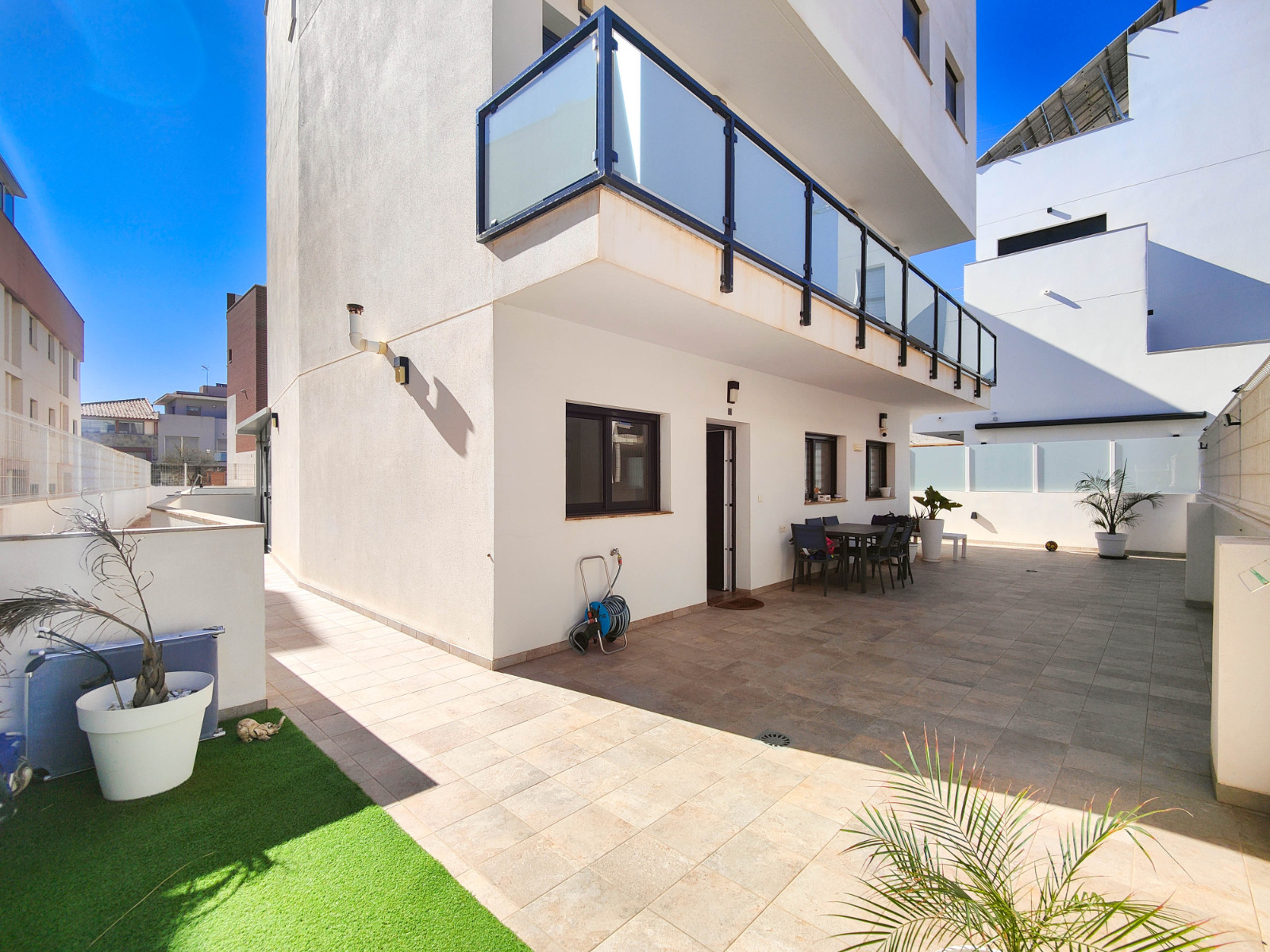 3-Bedroom Apartment in Los Secanos, Guardamar del Segura - Image 1