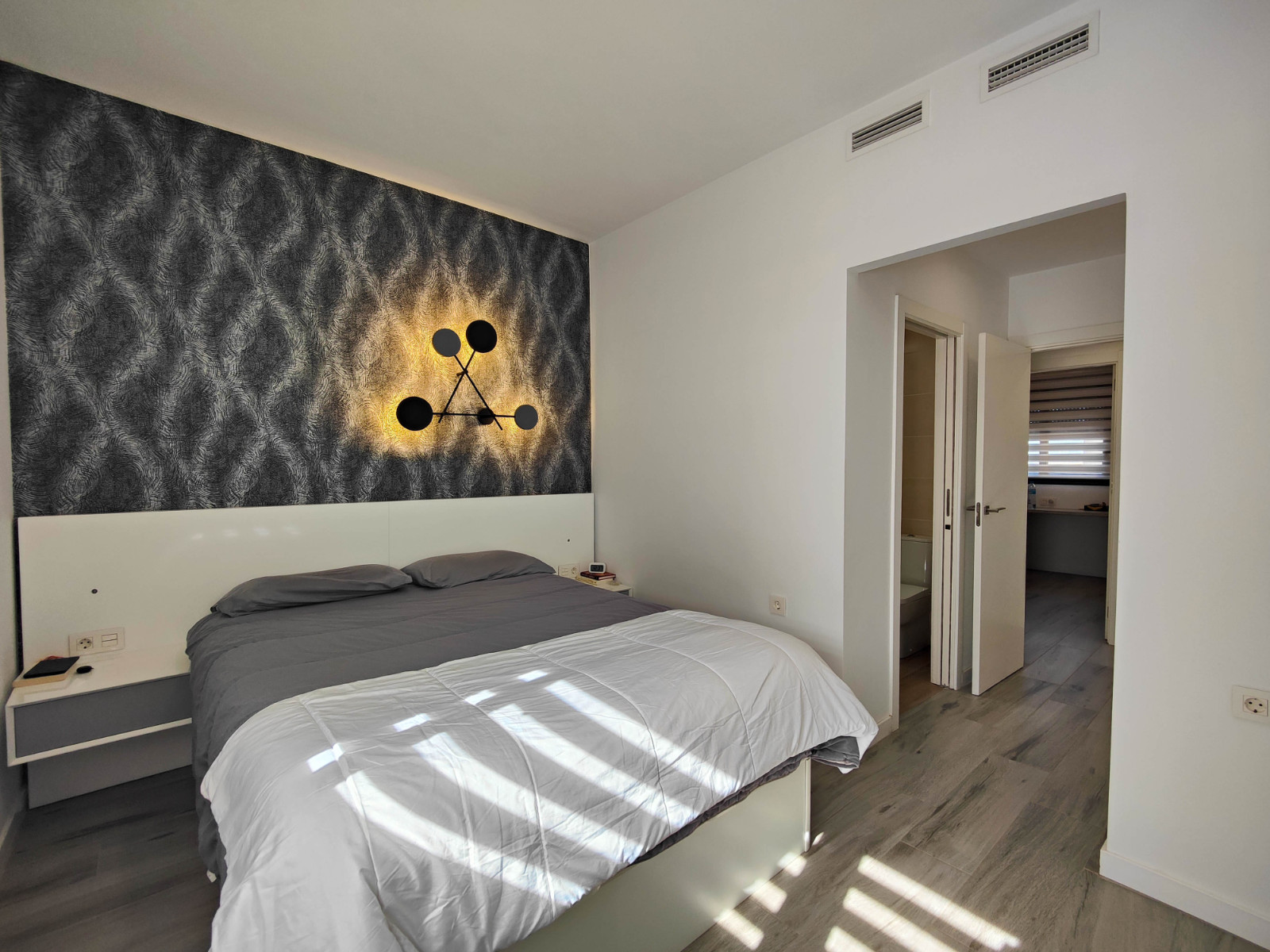 3-Bedroom Apartment in Los Secanos, Guardamar del Segura - Image 22