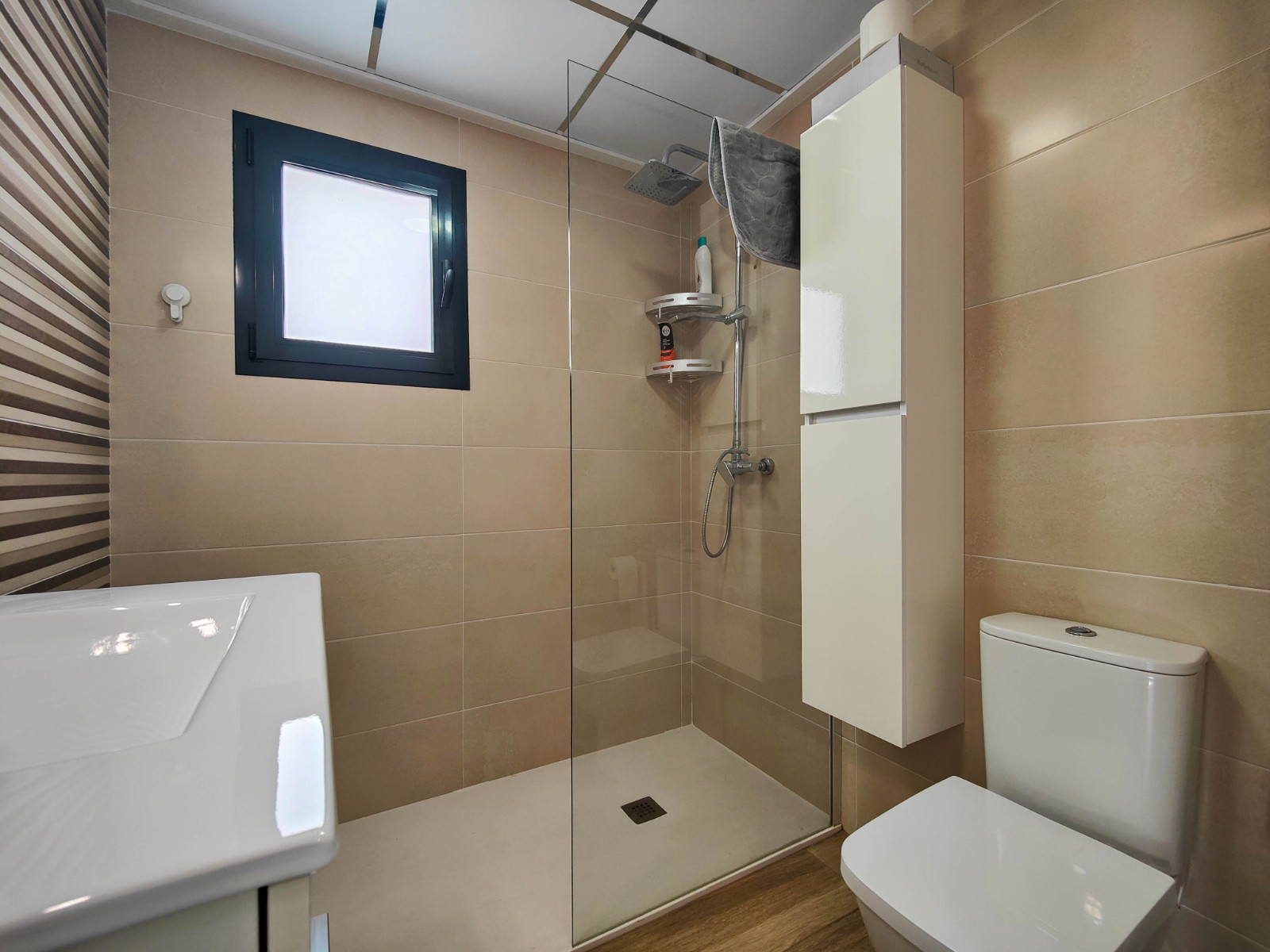 3-Bedroom Apartment in Los Secanos, Guardamar del Segura - Image 24
