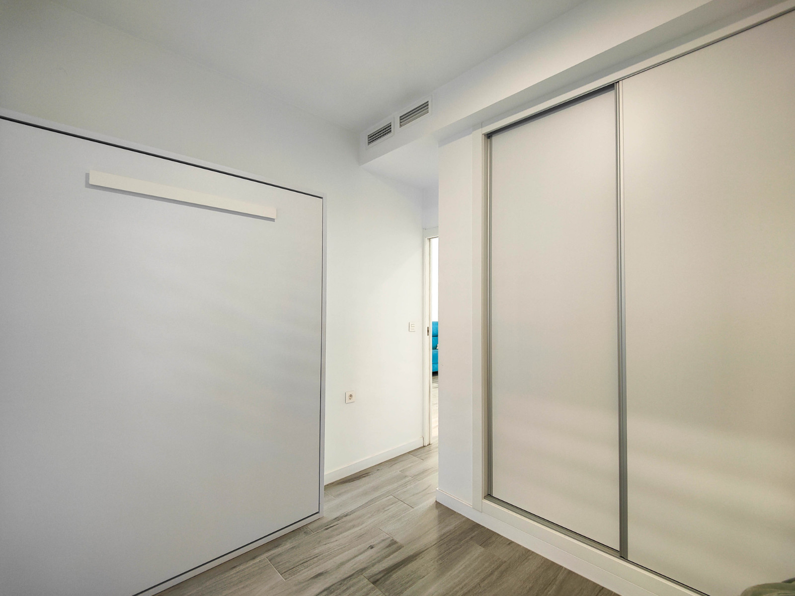 3-Bedroom Apartment in Los Secanos, Guardamar del Segura - Image 30