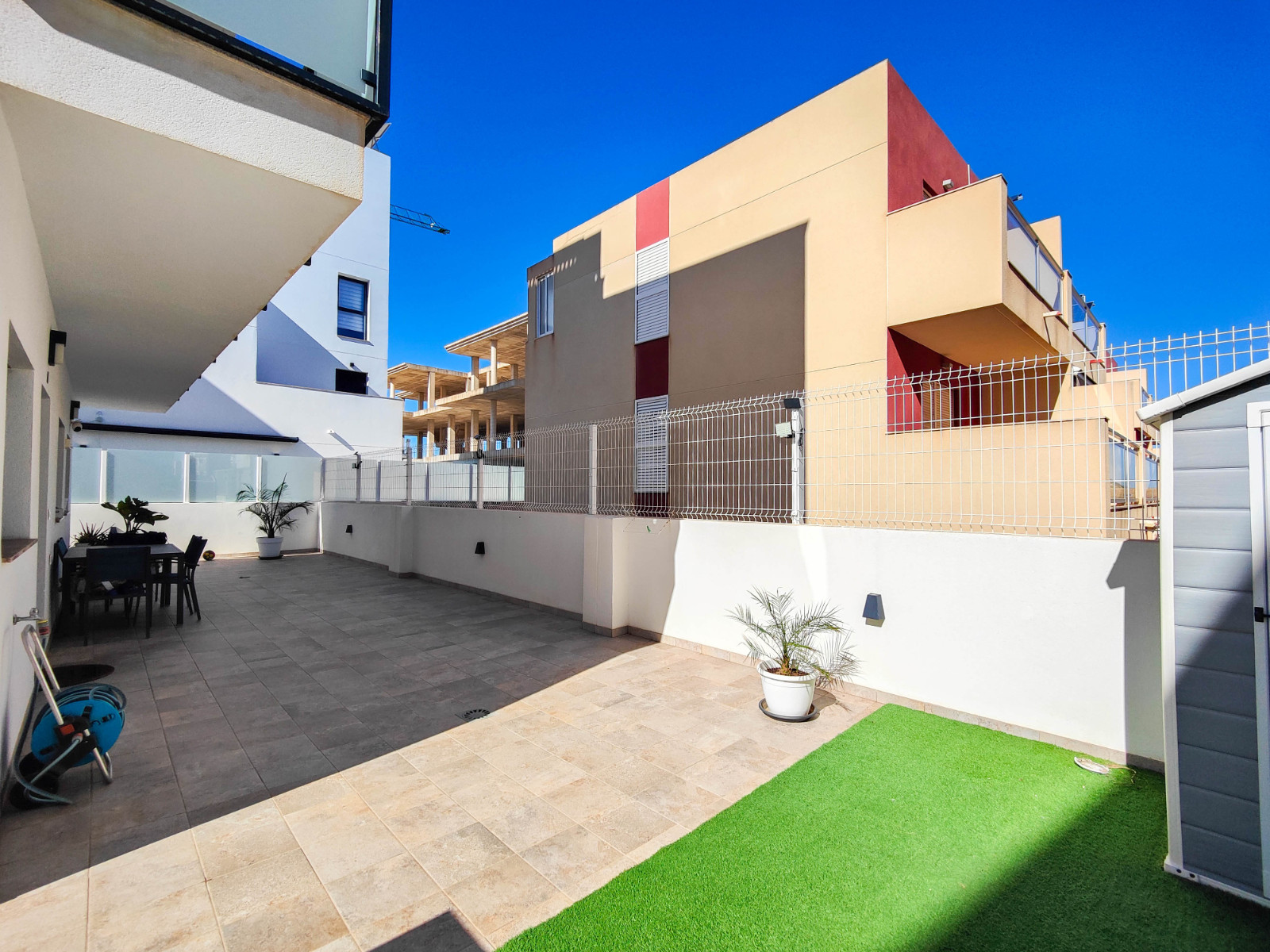 3-Bedroom Apartment in Los Secanos, Guardamar del Segura - Image 5