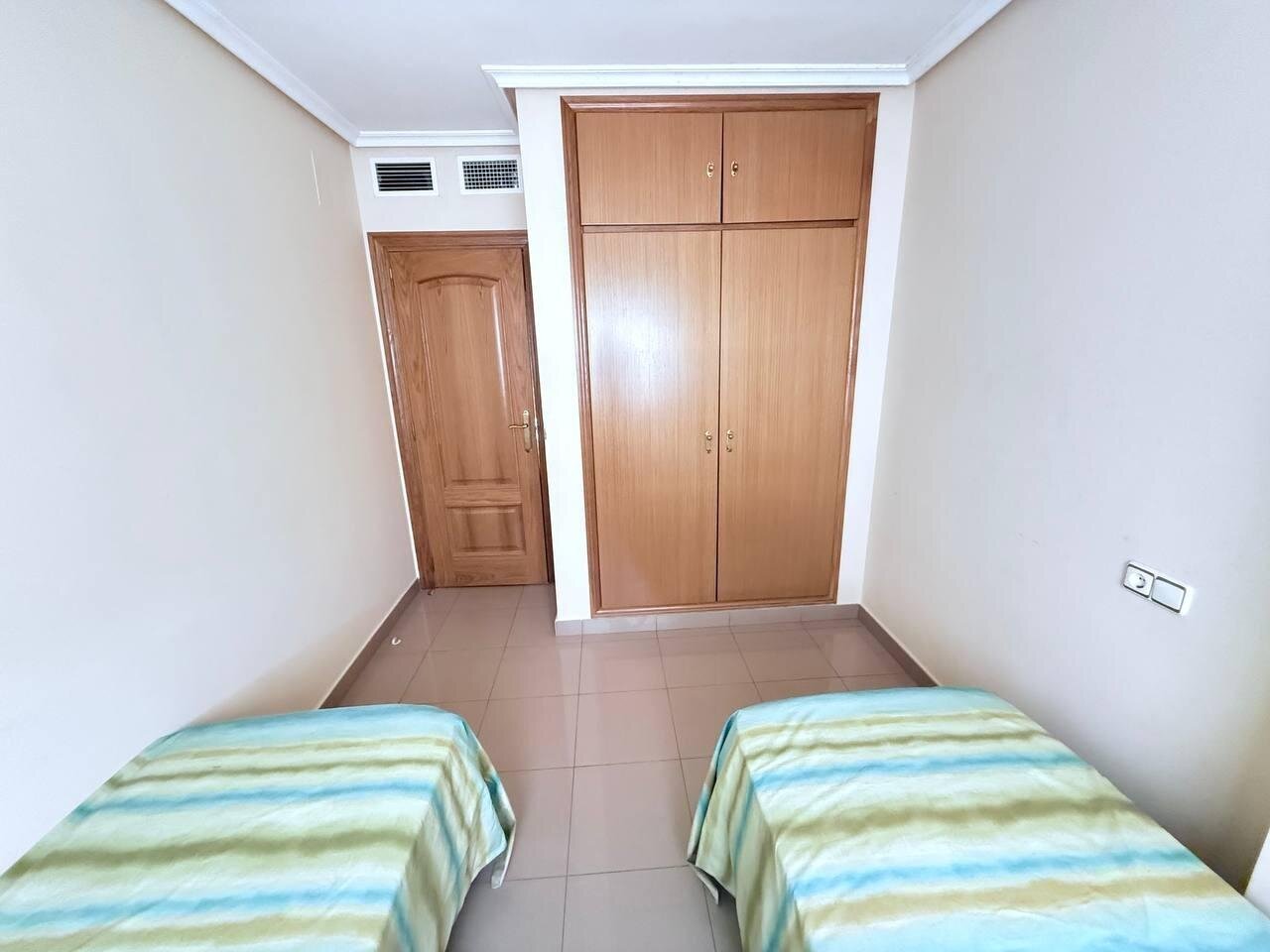 Mieszkanie z 4 Sypialniami w, Orihuela Costa - Image 36