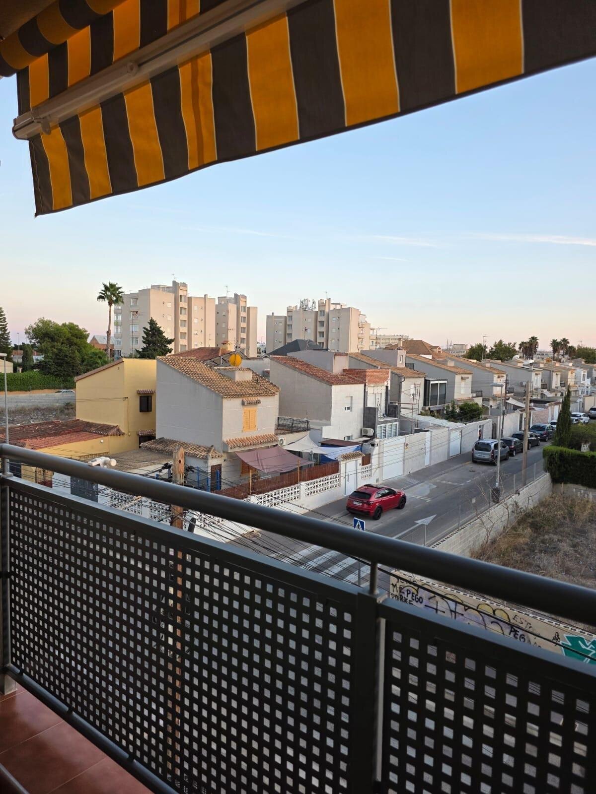 Apartment in Torrevieja - Image 1