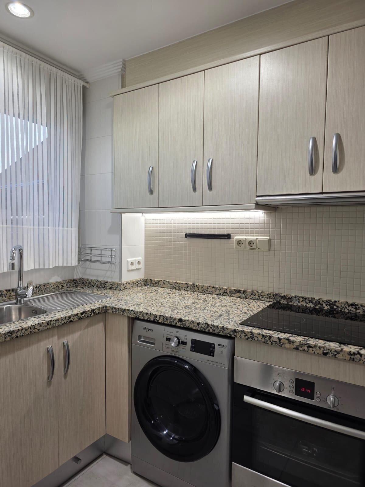 Apartment in Torrevieja - Image 8