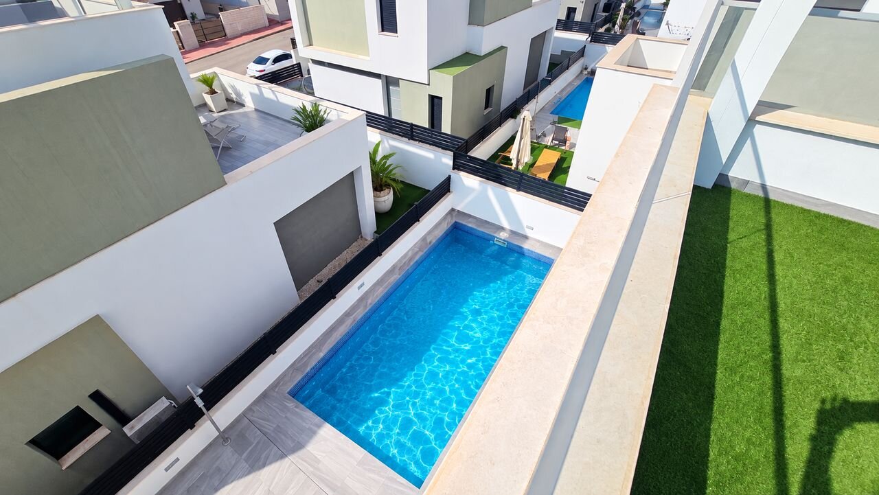 6-Bedroom Villa in Villamartín-las Filipinas, Orihuela Costa - Image 18