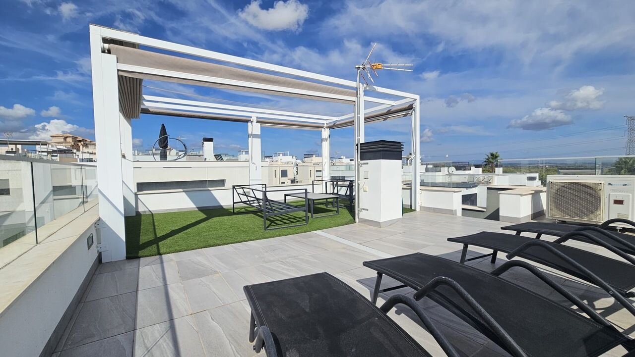 6-Bedroom Villa in Villamartín-las Filipinas, Orihuela Costa - Image 26