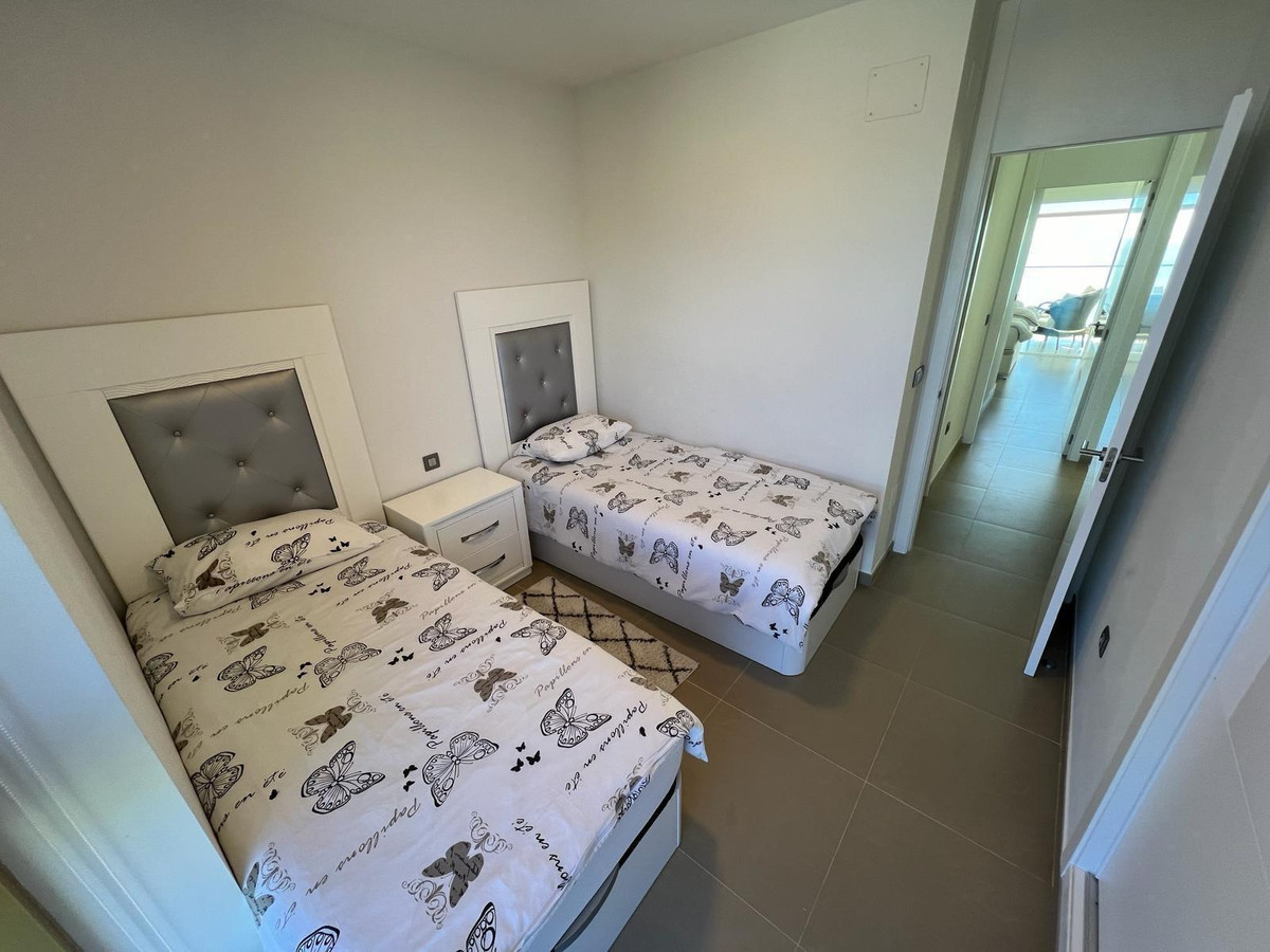 2-Bedroom Middle Floor Apartment in Benidorm - Image 13