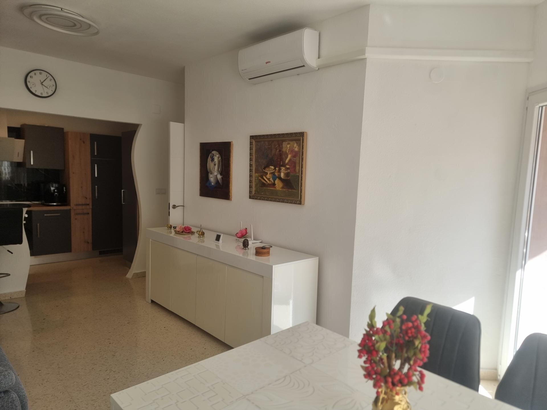 2-Bedroom Apartment in Estacion de Autobuses, Torrevieja - Image 15