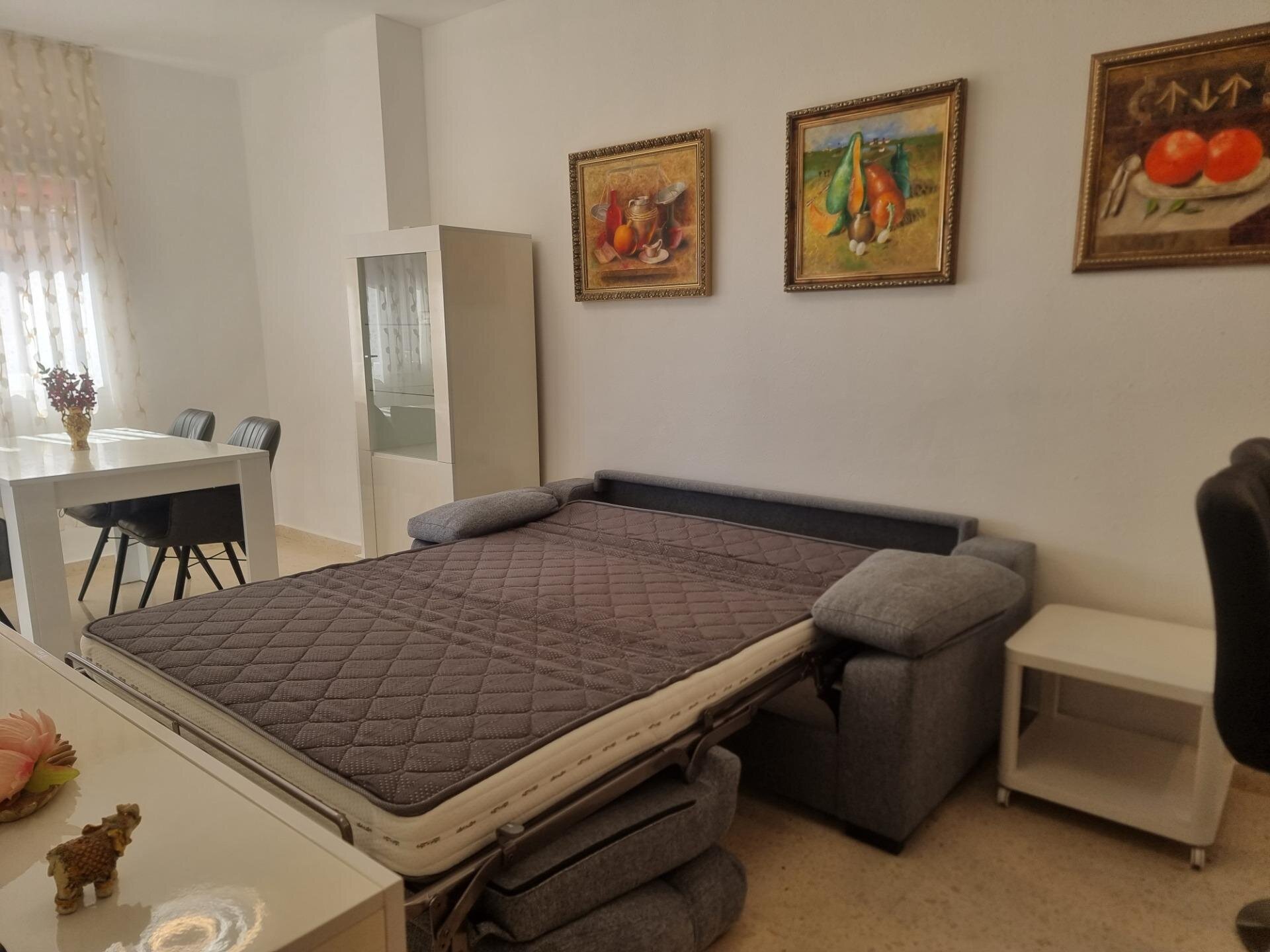2-Bedroom Apartment in Estacion de Autobuses, Torrevieja - Image 7