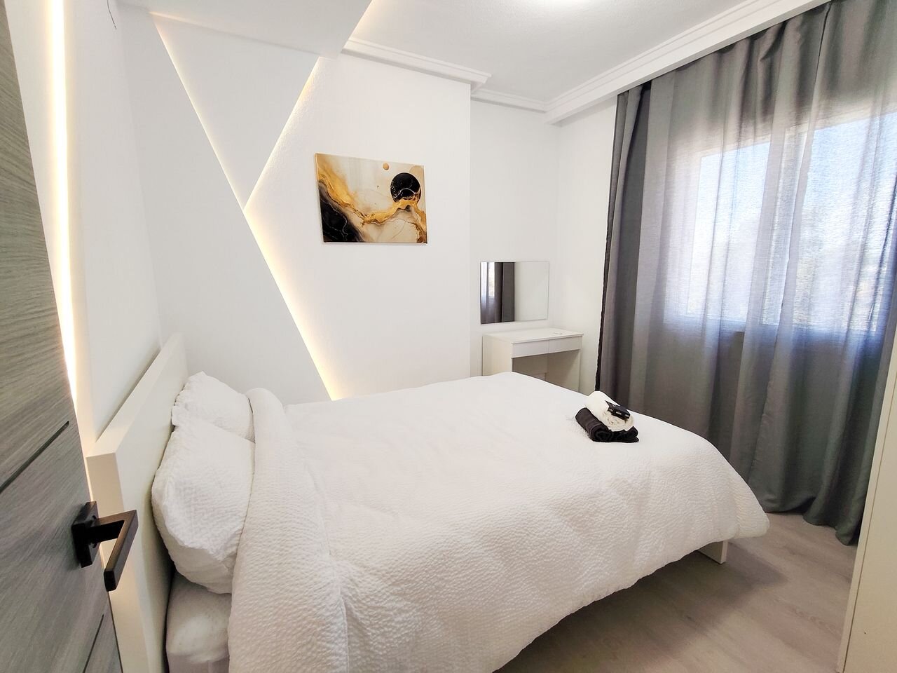 3-Bedroom Apartment in Centro, Torrevieja - Image 14