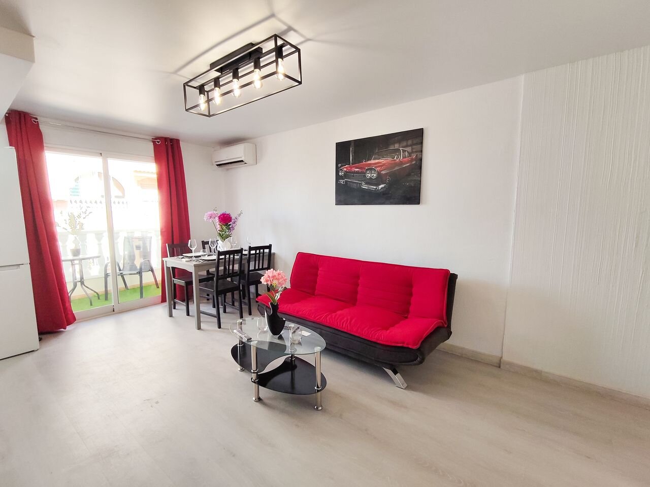 3-Bedroom Apartment in Centro, Torrevieja - Image 2