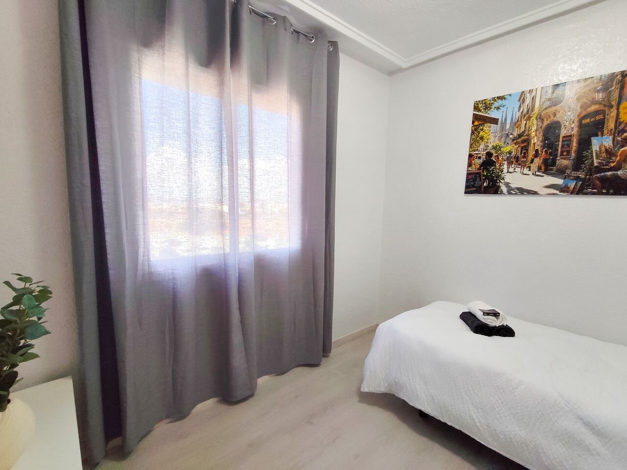3-Bedroom Apartment in Centro, Torrevieja - Image 22
