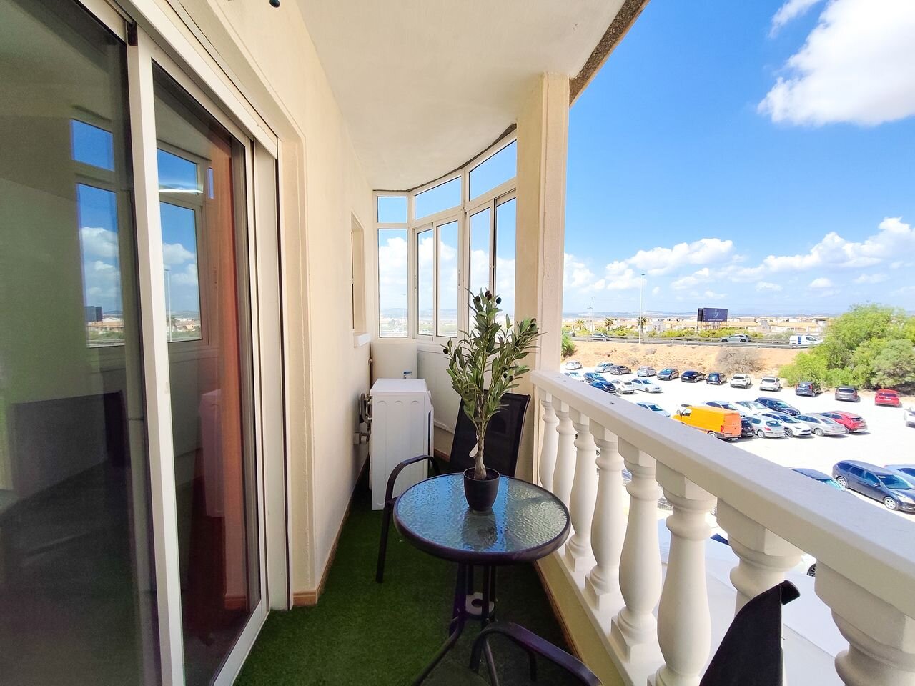 3-Bedroom Apartment in Centro, Torrevieja - Image 27