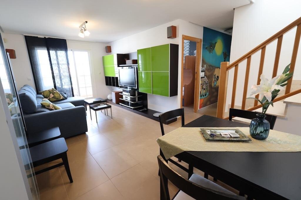 3-Bedroom Penthouse in Zona Pueblo, Pilar de la Horadada - Image 8