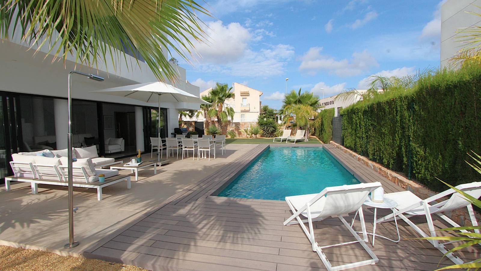 3-Bedroom Villa in Centro de la Ciudad Quesada, Rojales - Image 9