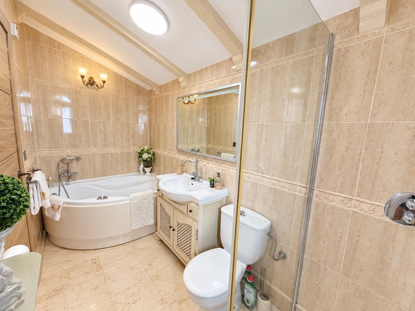 3-Bedroom Villa in Villamartín-las Filipinas, Orihuela Costa - Image 29