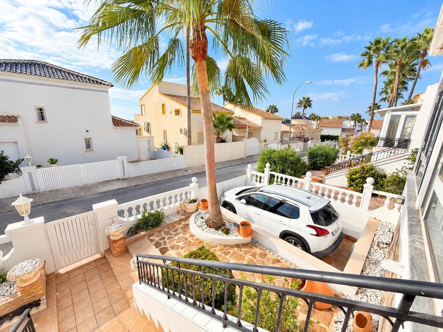 3-Bedroom Villa in Villamartín-las Filipinas, Orihuela Costa - Image 39